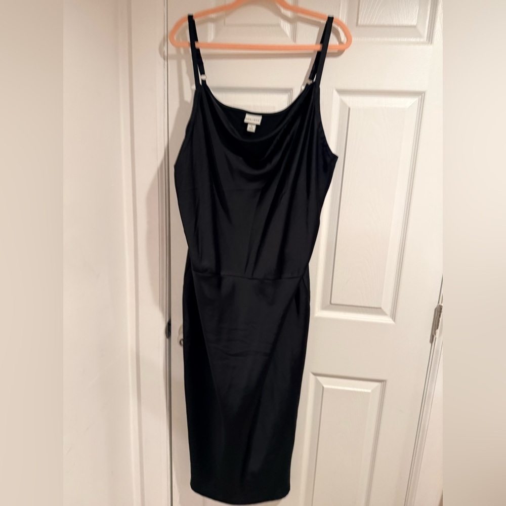 Ava & Viv Sleek Black Midi Dress - Picture 1 of 4